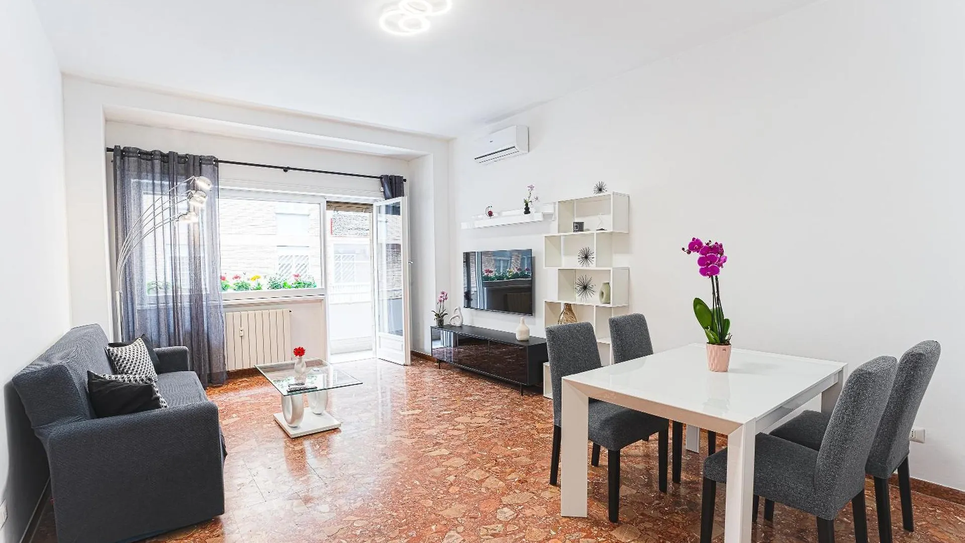 Domus Leo Roma Apartment