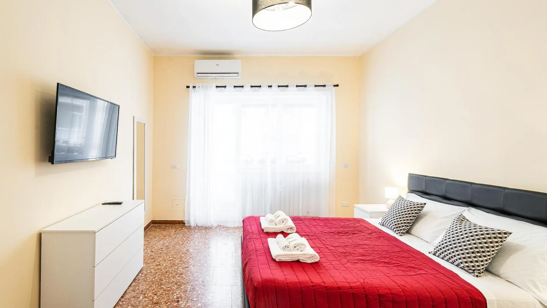 Domus Leo Roma Apartment Italy