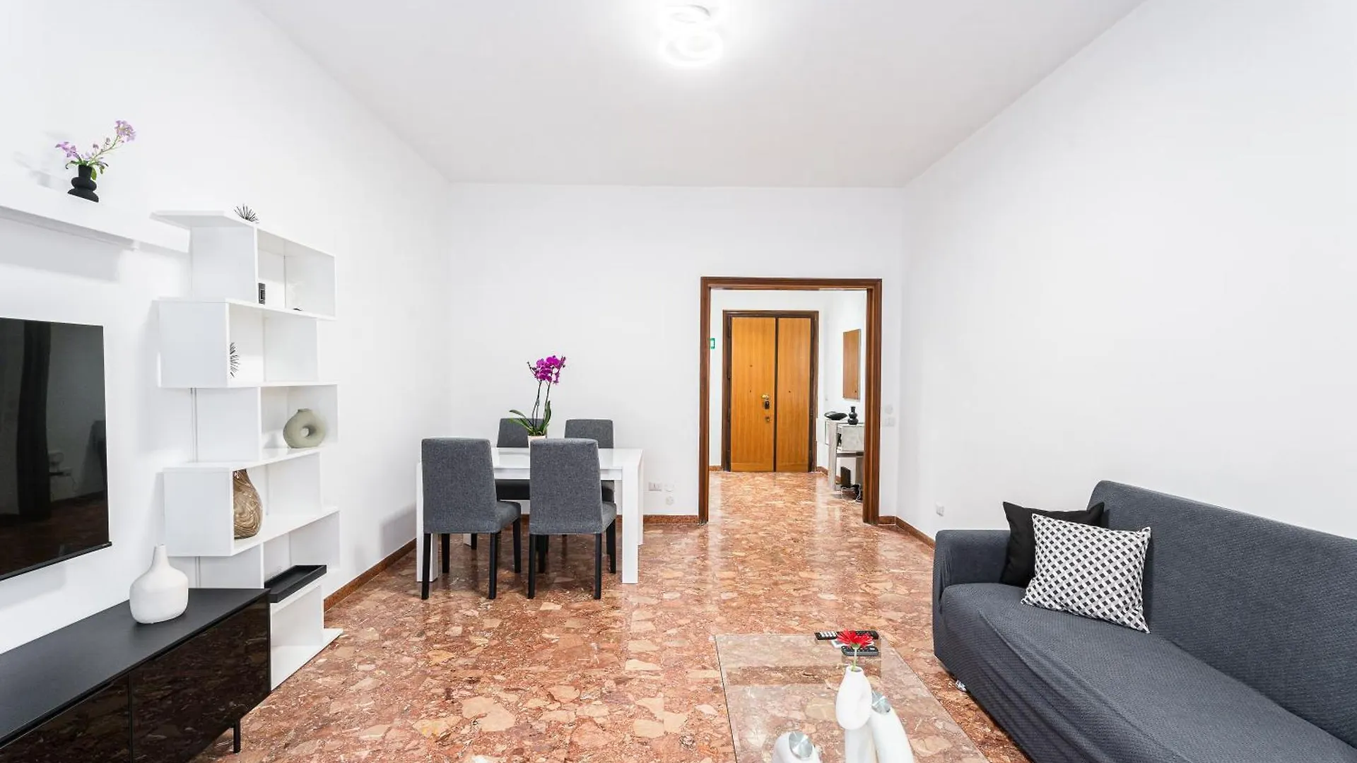 Domus Leo Roma Apartment