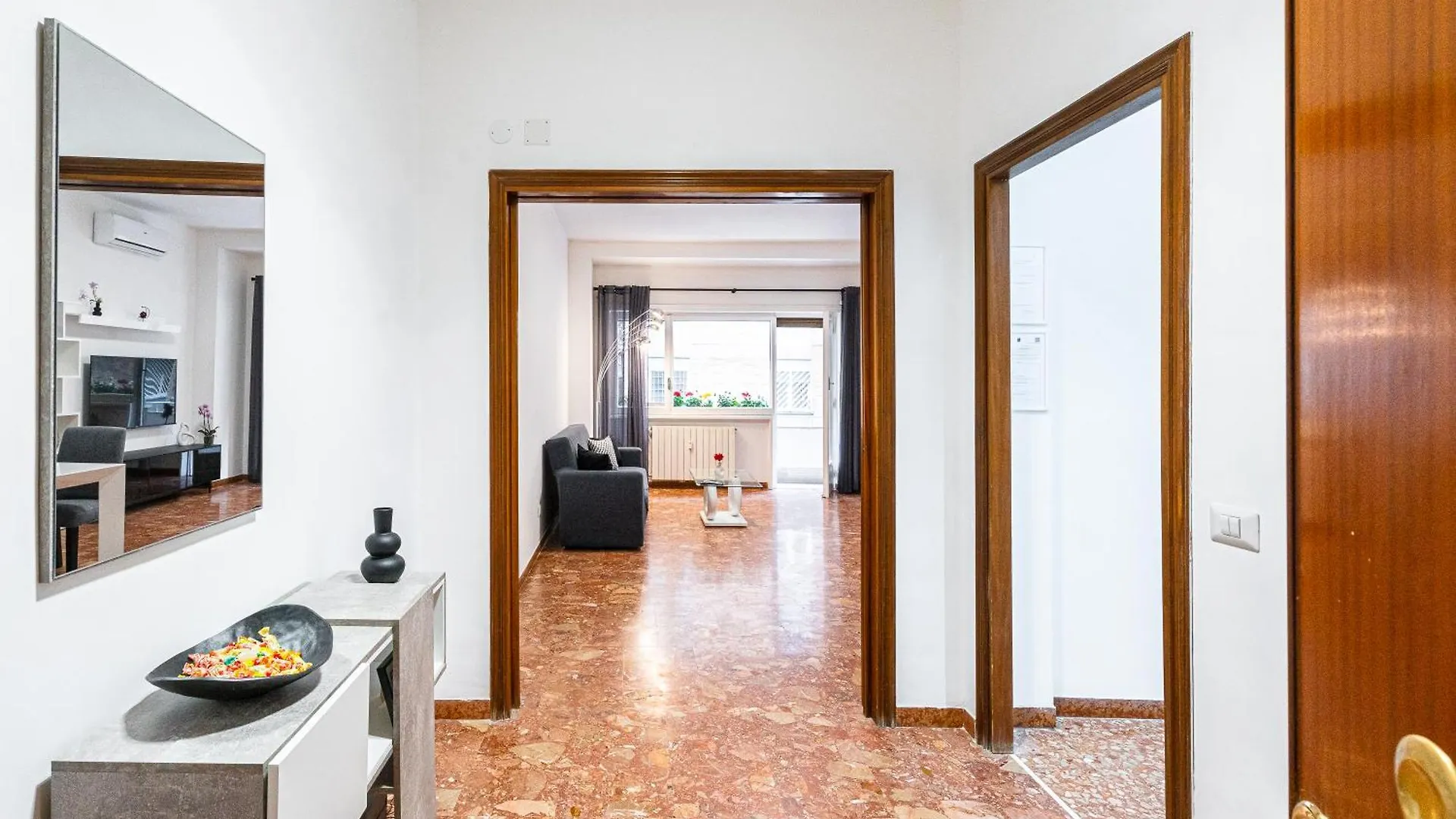 Domus Leo Roma Apartment