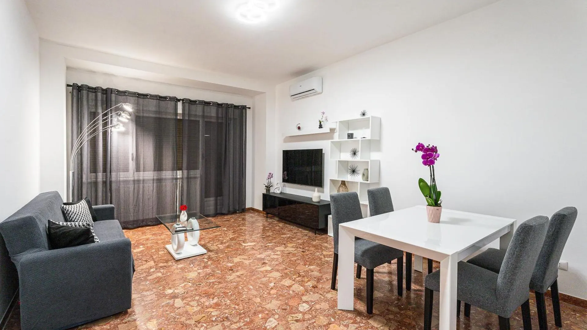 Domus Leo Roma Apartment Rome
