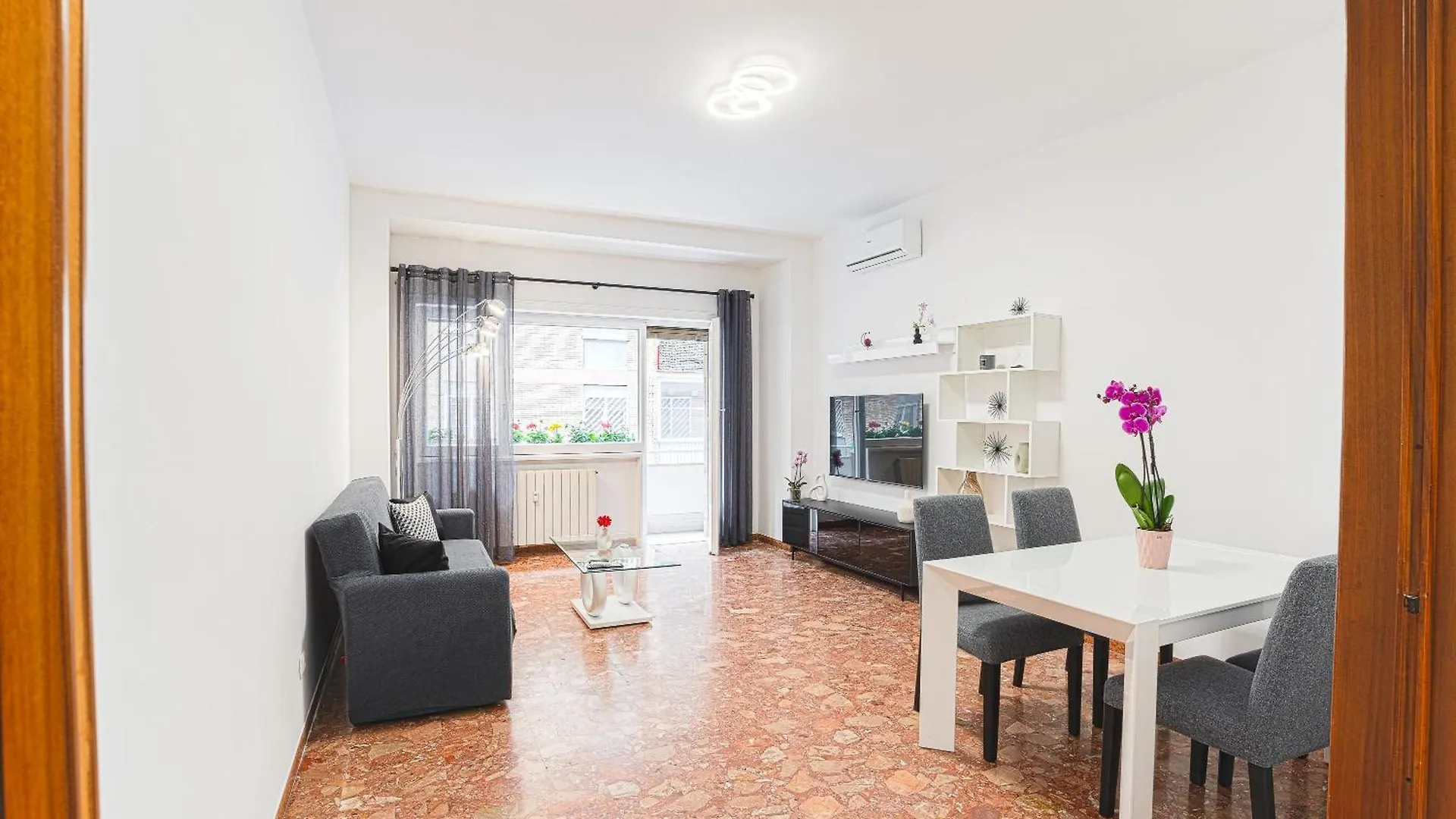Domus Leo Roma Apartment 0*, Rome